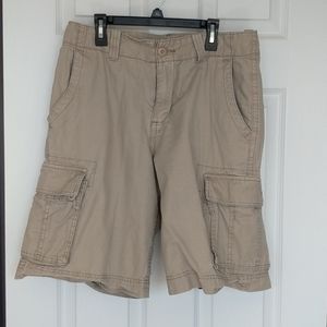 Cargo shorts, GUC